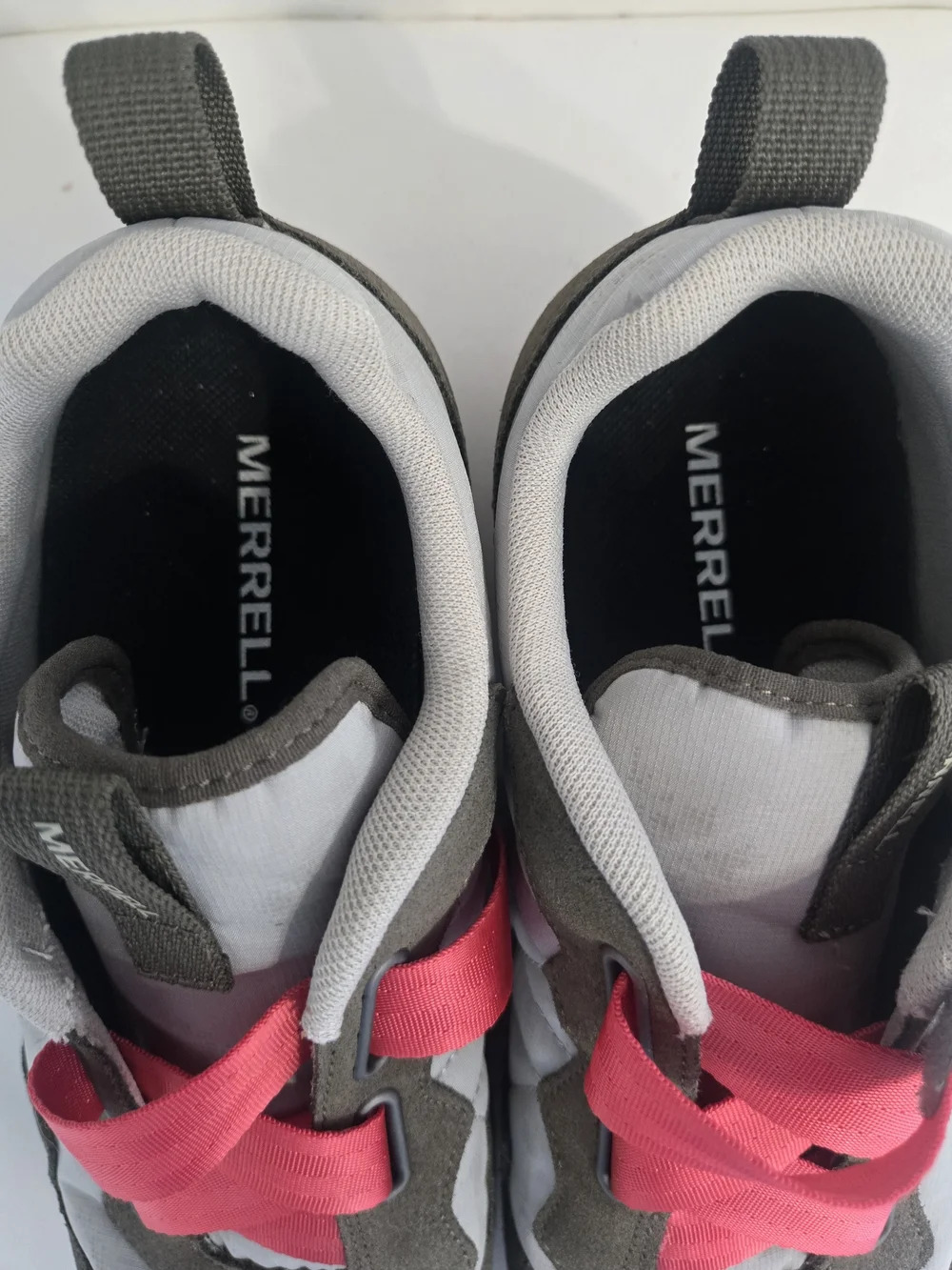 MERRELL Alpine Sneaker Women's US 8.5 /39 Sage Green / Coral  Comfort